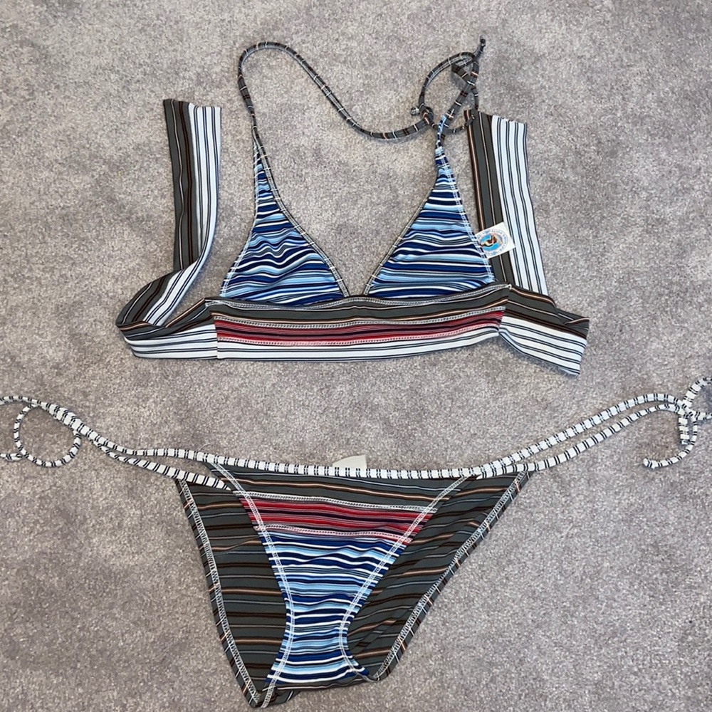 Lucky Brand bikini swimsuit